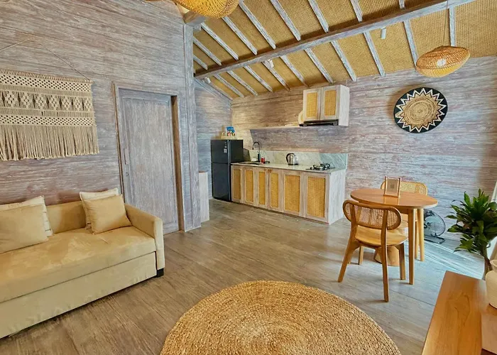 Twinseas Lodge Uluwatu