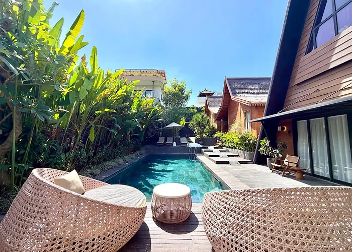 Twinseas Lodge Uluwatu