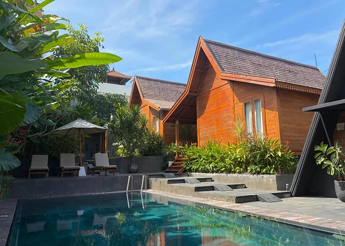 Twinseas Lodge *